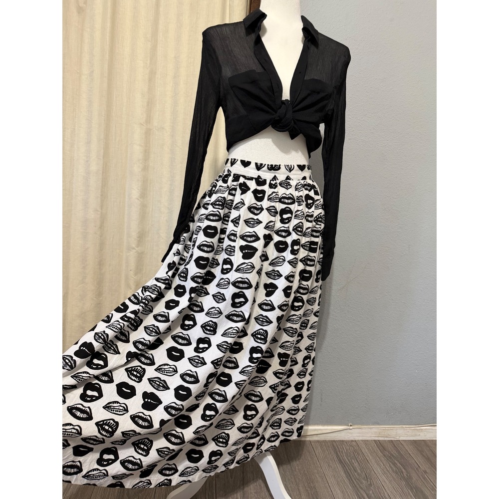 Novelty Maxi Skirt Size 2 Lips Print Black White High Waist Statement Korea Made - Picture 2 of 16
